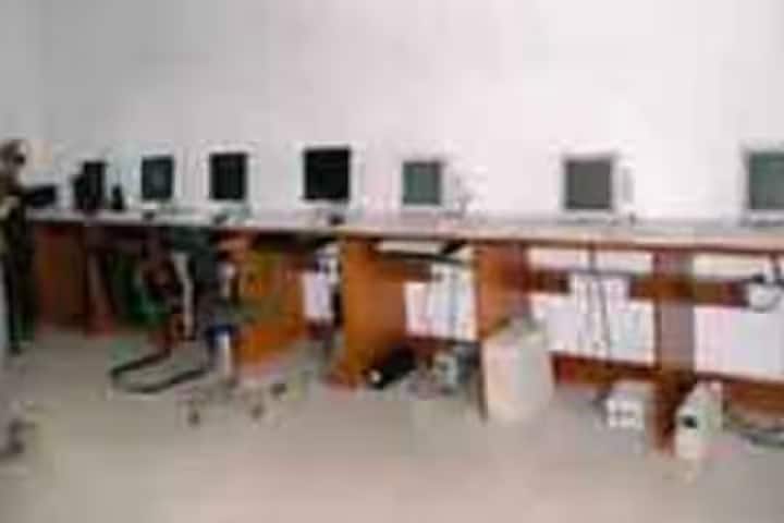 Shree Jagveer Singh Chauhan Smrati Mahavidyalaya campus in Etah, Uttar Pradesh, India — photo 2