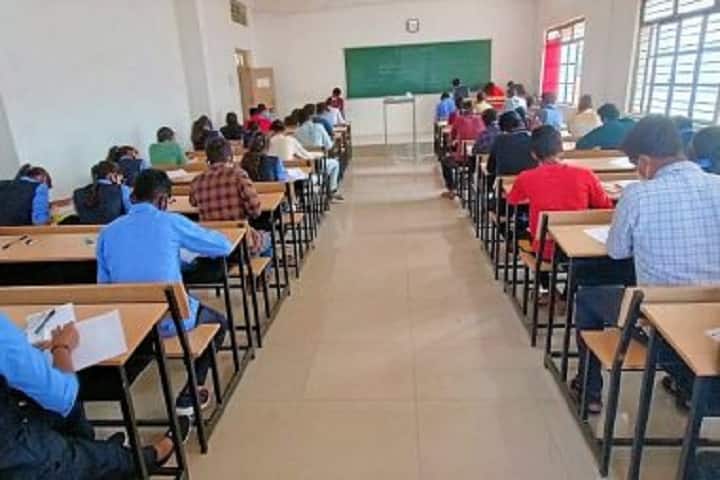 Varadaraja Institute of Allied Health and Paramedical Sciences campus in Tumkur, Karnataka, India — photo 6