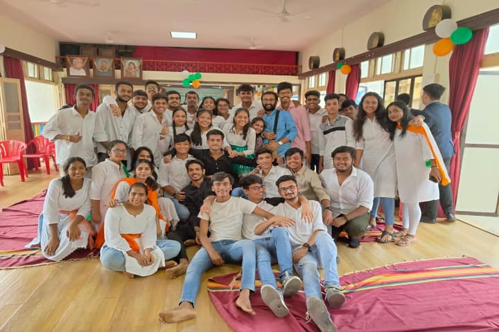Lilavati Lalji Dayal Night College Of Commerce campus in Mumbai, Maharashtra, India — photo 2