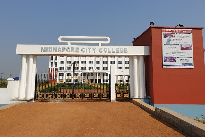 Midnapore City College campus in Paschim Medinipur, West Bengal, India — photo 2