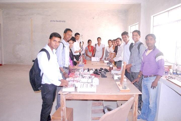Siddhant Raj Mahavidyalaya campus in Agra, Uttar Pradesh, India — photo 3