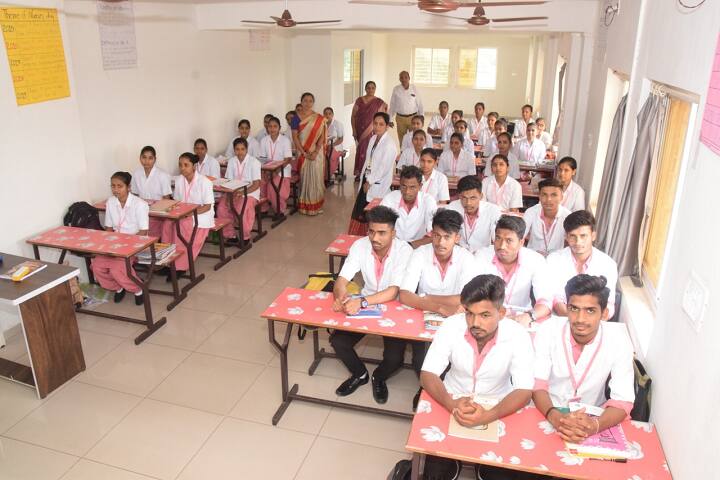 Raj Krupa Institute of Nursing campus in Dahod, Gujarat, India — photo 3