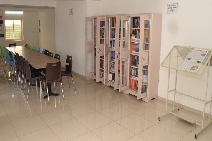 Raj Krupa Institute of Nursing campus in Dahod, Gujarat, India — photo 4