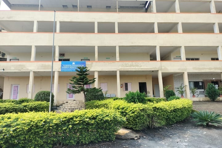 Saikrupa Institute of Fashion Design campus in Ahmednagar, Maharashtra, India — photo 1