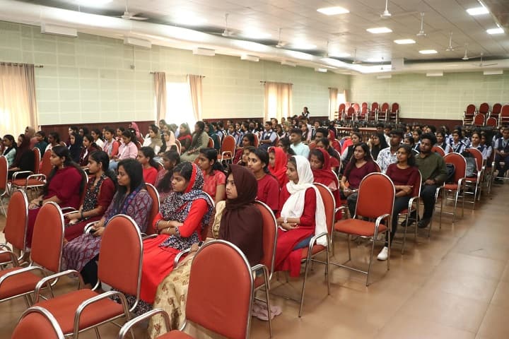 Lisie College of Allied Health Sciences campus in Kochi, Kerala, India — photo 1