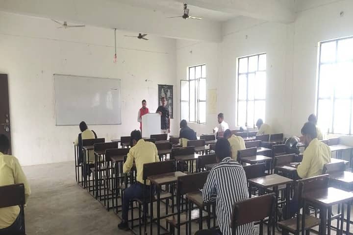 Maharaja Devi Bux Singh Smarak Sansthan Pharmacy Institute campus in Gonda, Uttar Pradesh, India — photo 3