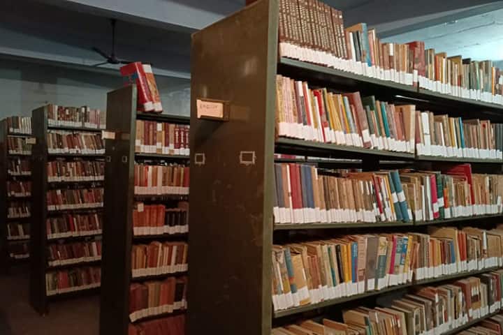DN PG College campus in Farrukhabad, Uttar Pradesh, India — photo 6