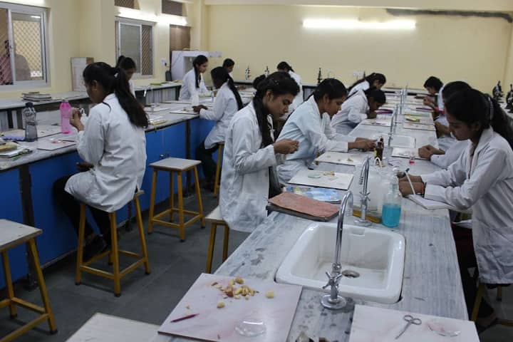 Vindhya Gurukul College campus in Chunar, Uttar Pradesh, India — photo 6