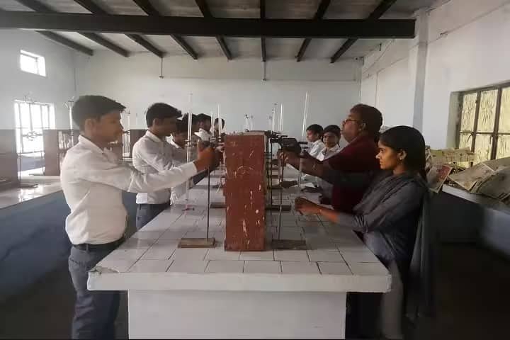 Sarvodaya Mahavidyalaya campus in Mathura, Uttar Pradesh, India — photo 4