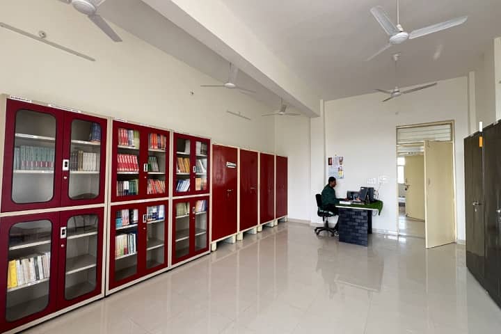 Rani Dharm Kunwar Government Degree College campus in Haridwar, Uttarakhand, India — photo 2