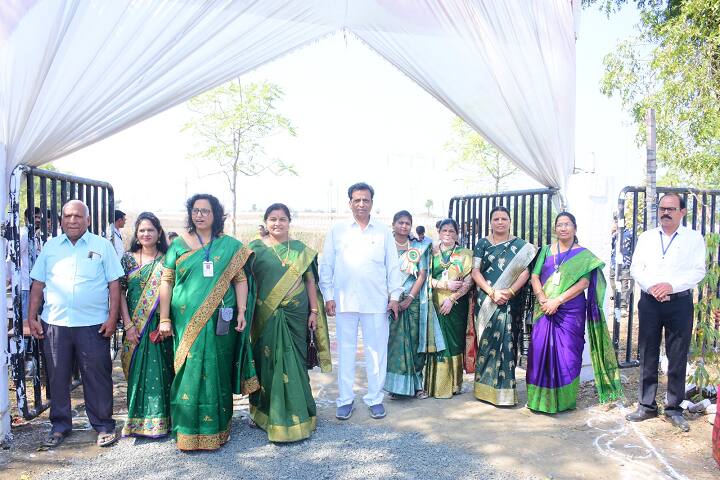 Dhiman Multieducation College of Commerce and Science campus in Nagpur, Maharashtra, India — photo 4