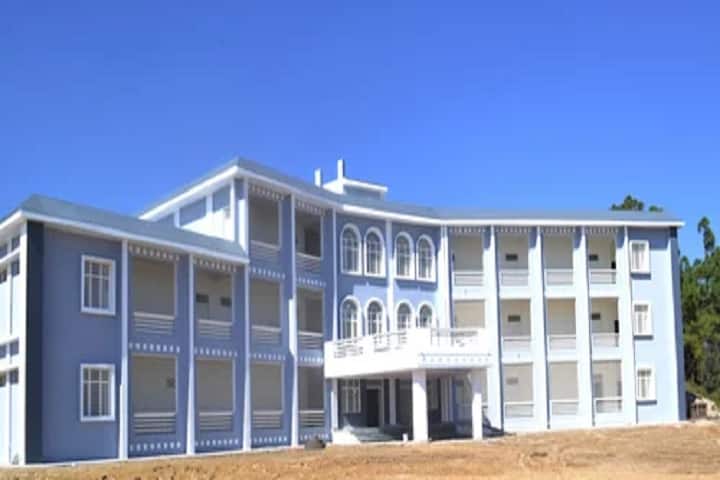 Government Degree College campus in Dehradun, Uttarakhand, India — photo 1