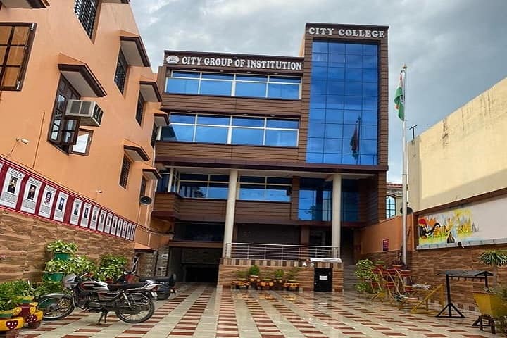 City Post Graduate College of Management and Technology campus in Roorkee, Uttarakhand, India — photo 1