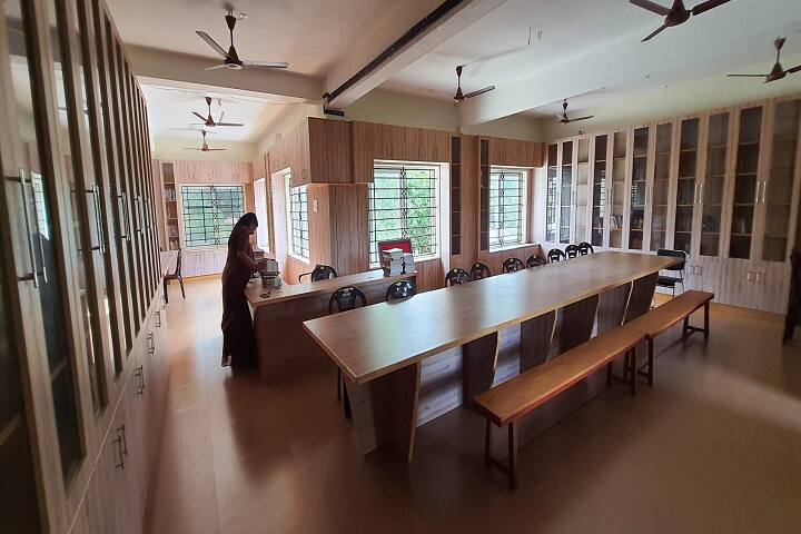 Sree Gokulam College of Arts and Science for Women campus in Thrissur, Kerala, India — photo 5