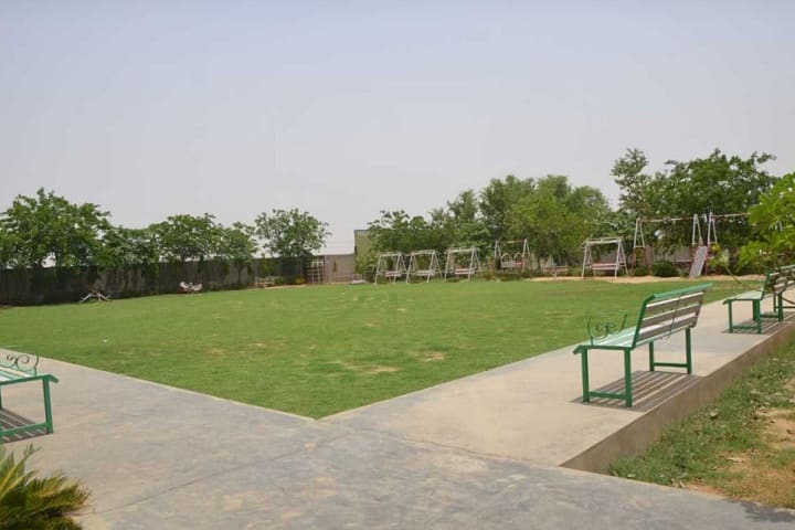 Takshila PG College campus in Behror, Rajasthan, India — photo 6