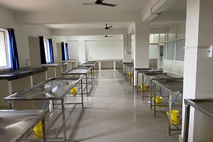 Dr Prakash Chandra Ayurvedic Medical College and Hospital campus in Patna, Bihar, India — photo 5