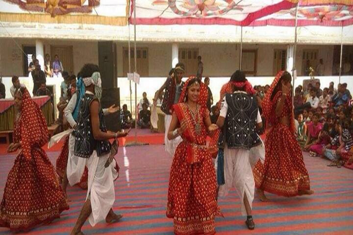 Kabir Vikas Mandal Dasa Sanchalit Arts College campus in Dahod, Gujarat, India — photo 3