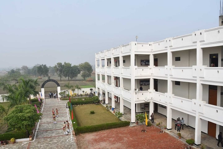New Standard College of Higher Education campus in Raebareli, Uttar Pradesh, India — photo 1