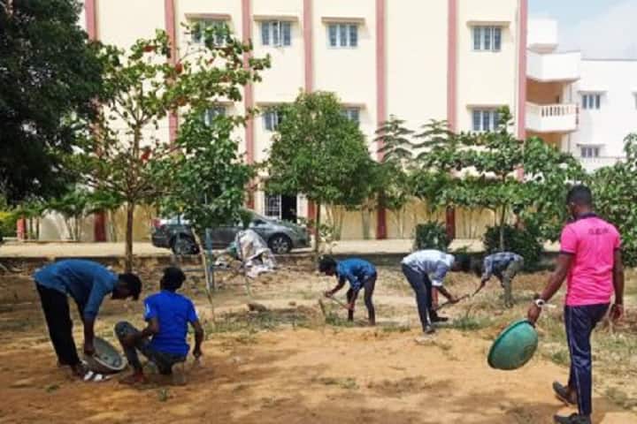 St Charles College of Arts and Science campus in Eraiyur, Tamil Nadu, India — photo 2