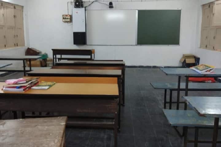 Government Degree College for Women campus in Guntur, Andhra Pradesh, India — photo 1