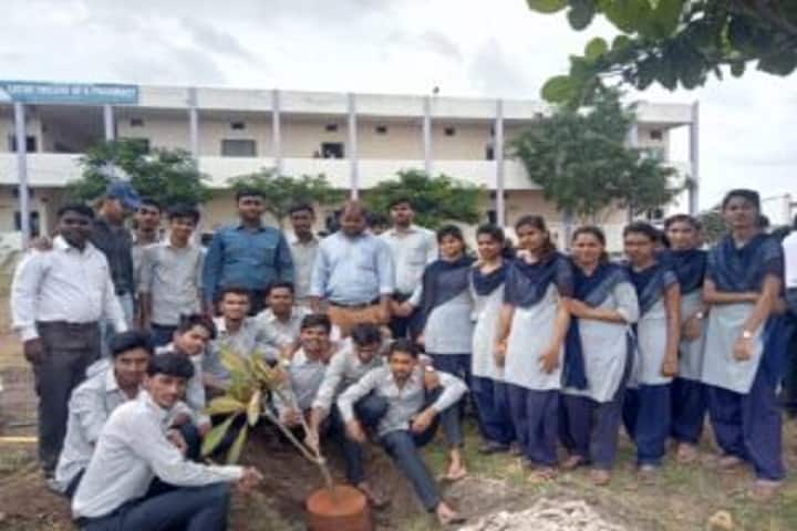 SVSS Latur College of Pharmacy campus in Latur, Maharashtra, India — photo 6
