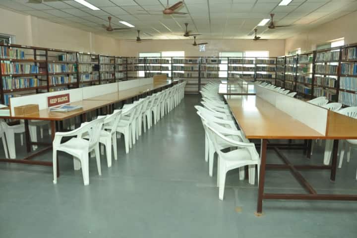 Vivekananda College of Arts And Sciences for Women campus in Elaiyampalayam, Tamil Nadu, India — photo 5