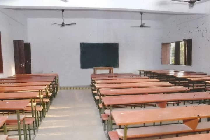 Ram Baran Singh Mahila Mahavidyalaya campus in Sultanpur, Uttar Pradesh, India — photo 5