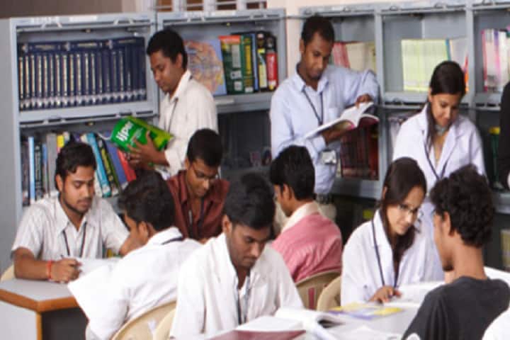 Ram Lakhan Mahavidyalaya campus in Mau, Uttar Pradesh, India — photo 2