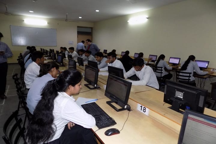 Abdul Gaffar Mahavidyalaya campus in Unnao, Uttar Pradesh, India — photo 3