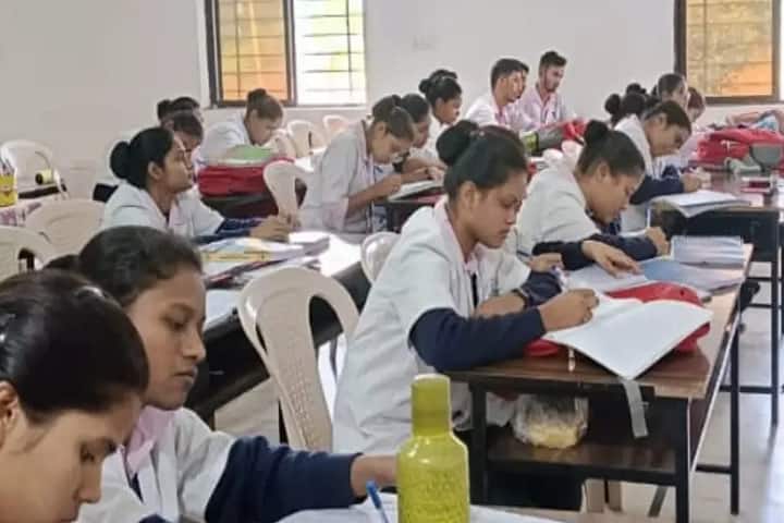 Career College of Nursing campus in Raigarh, Chhattisgarh, India — photo 2