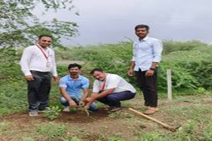 Vikasratna Sarkarsaheb Rawal College of Agriculture campus in Dondaicha, Maharashtra, India — photo 6