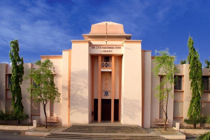 Annamalai University campus in Cuddalore, Tamil Nadu, India — photo 3