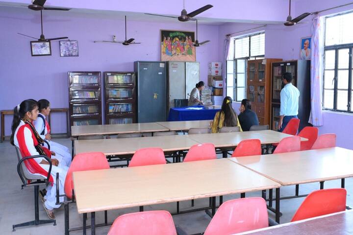 Shri Agrasen Kanya Snatakottar Mahavidhyalaya campus in Bayana, Rajasthan, India — photo 4