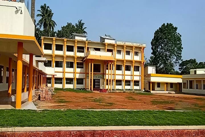 Government First Grade College campus in Ilanthila, Karnataka, India — photo 1