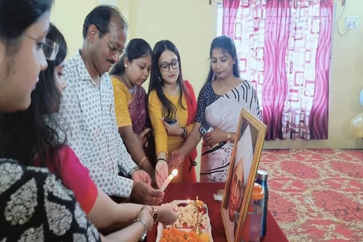 Shree Ramakrishna Vivekananda Mission College of Juridical Studies campus in Howrah, West Bengal, India — photo 4