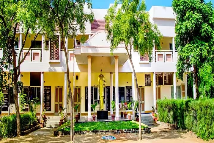 Kamaraj College, Thoothukudi campus in Thoothukudi, Tamil Nadu, India