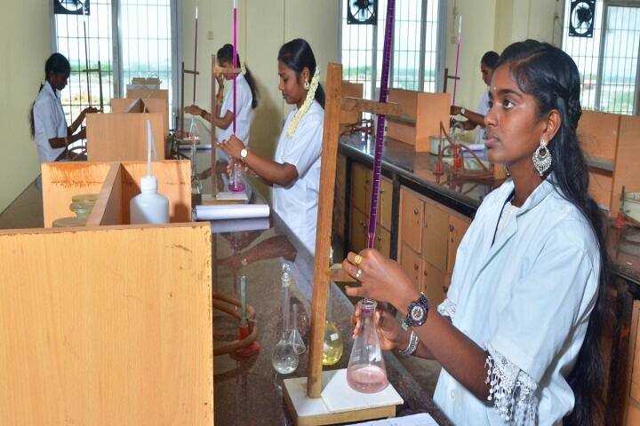 Kamaraj College campus in Thoothukudi, Tamil Nadu, India — photo 6