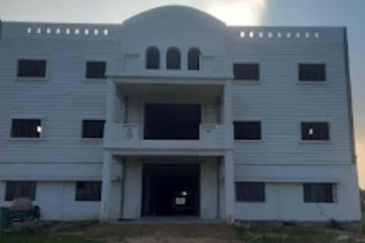 Hari Sahay Law College campus in Gorakhpur, Uttar Pradesh, India — photo 1