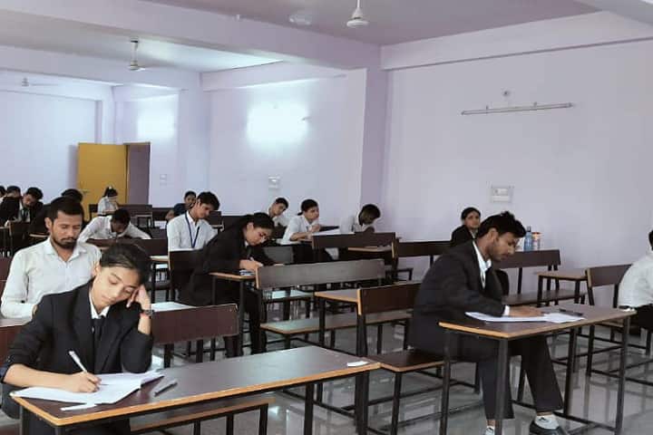 Himalaya Law College campus in Paliganj, Bihar, India — photo 2