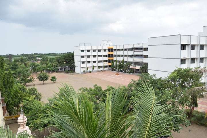 Loknete Marutrao Ghule Patil Mahavidyalaya campus in Ahmednagar, Maharashtra, India — photo 1