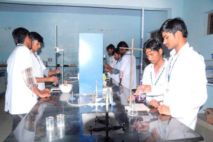 Nalanda Institute of PG Studies campus in Guntur, Andhra Pradesh, India — photo 3