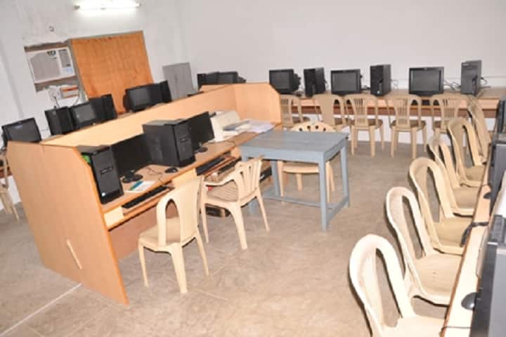 Sri YVS and Sri BRM College of Physical Education campus in Muktheswaram, Andhra Pradesh, India — photo 5