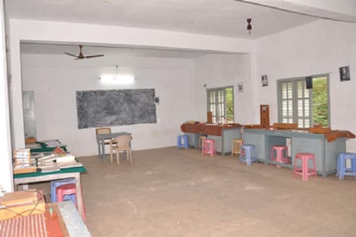 Sri YVS and Sri BRM College of Physical Education campus in Muktheswaram, Andhra Pradesh, India — photo 6