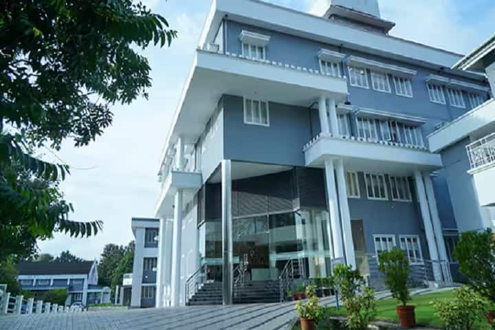 Naipunnya Business School campus in Thrissur, Kerala, India — photo 1