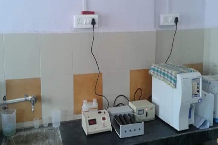 Damji Posla Gavit Ayurved College and Hospital campus in Nandurbar, Maharashtra, India — photo 5