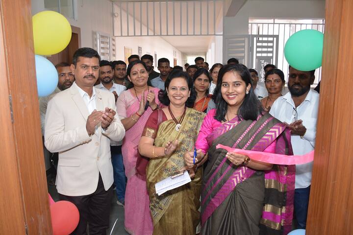 Dr Bhanudas Dhere Ayurved Mahavidyalaya and Rugnalaya campus in Ahmednagar, Maharashtra, India — photo 6