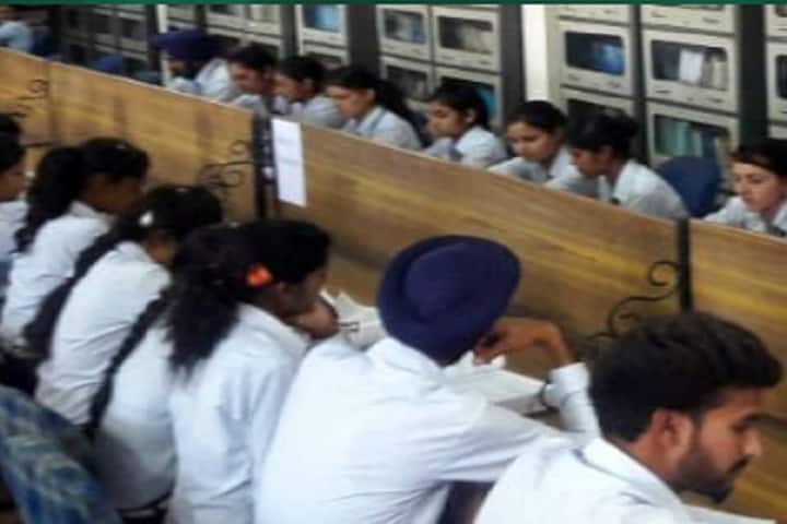 Jathedar Ujjagar Singh Sekhwan Institute, Gurdaspur campus in Gurdaspur, Punjab, India