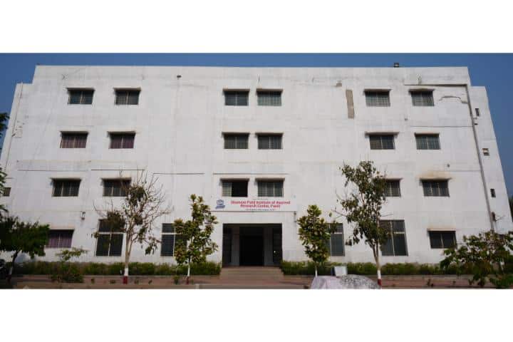 Shamrao Patil Institute of Ayurveda Research Center and Hospital campus in Solapur, Maharashtra, India — photo 1