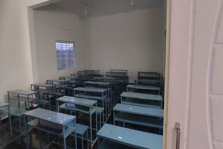 Sri Venkateswara Degree College campus in Muddanur, Andhra Pradesh, India — photo 2