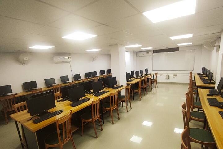 Dr Zakir Husain Institute campus in Patna, Bihar, India — photo 3